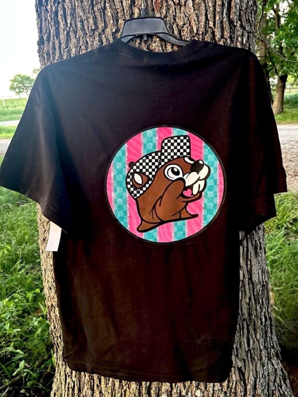 Black Buc-ees t-shirt front/back designs unisex